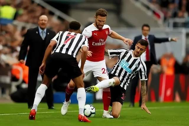 西甲-姆巴佩失点贝林厄姆破门 皇马1-2毕巴